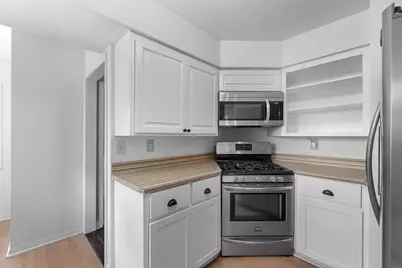 5577 N Kent Ave, Whitefish Bay, WI 53217 - Photo 6