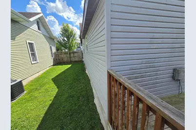 305 W Nott St, Tomah, WI 54660 - Photo 26