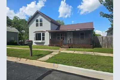 305 W Nott St, Tomah, WI 54660 - Photo 1