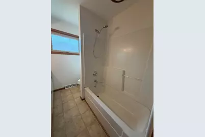 2024 N 25th St, Sheboygan, WI 53081 - Photo 8