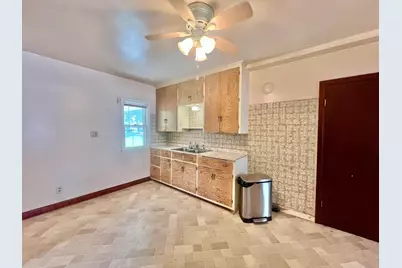 3319 S 67th St, Milwaukee, WI 53219 - Photo 6