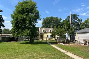 3319 S 67th St, Milwaukee, WI 53219 - Photo 2
