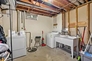 1007 Buena Vista Ave, Waukesha, WI 53188 - Photo 26