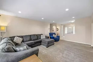 1007 Buena Vista Ave, Waukesha, WI 53188 - Photo 6
