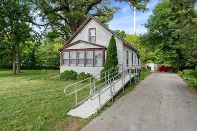1436 E Racine Ave, Waukesha, WI 53186 - Photo 2