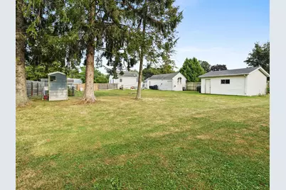 1928  Herman Rd, Manitowoc, WI 54220 - Photo 16