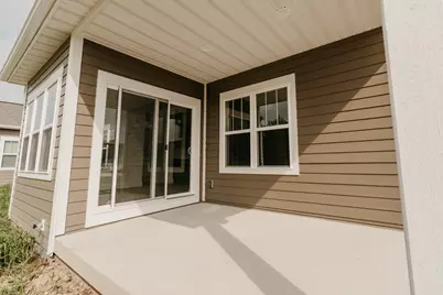 N17W29579  Caldicot Cir, Delafield, WI 53072 - Photo 4