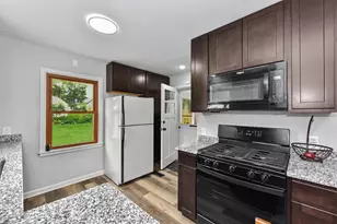 4113 S Austin St, Milwaukee, WI 53207 - Photo 10