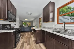 4113 S Austin St, Milwaukee, WI 53207 - Photo 8