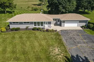 37310 87th St, Randall, WI 53105 - Photo 1