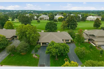 1209 E Sweetbriar Ln, Hartland, WI 53029 - Photo 34