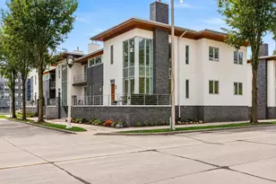 1931 N Pierce St, Milwaukee, WI 53212 - Photo 2