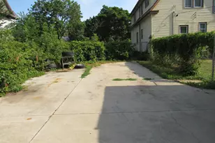 235 E Burleigh St, Milwaukee, WI 53212 - Photo 4