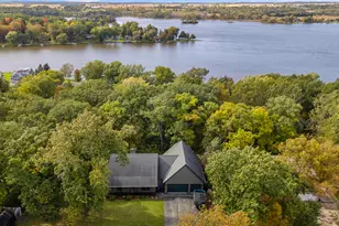 N5079 Sinissippi Point Rd, Hubbard, WI 53039 - Photo 2