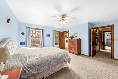 2400  Cedar Dr, Brookfield, WI 53045 - Photo 24