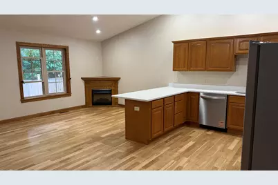 422  Callaway Blvd, Campbell, WI 54603 - Photo 6