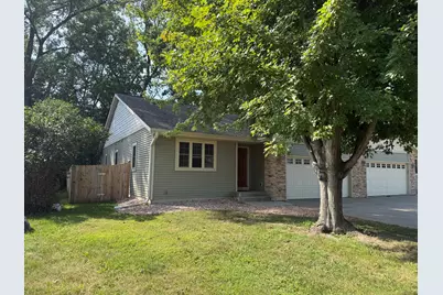 422  Callaway Blvd, Campbell, WI 54603 - Photo 1