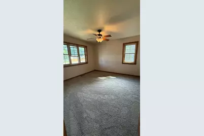 422  Callaway Blvd, Campbell, WI 54603 - Photo 12