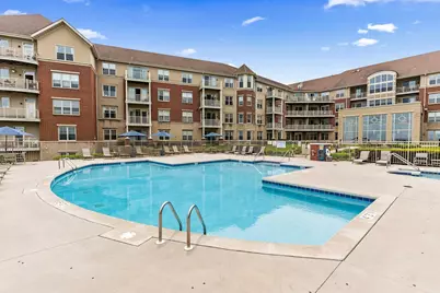 4100 S Lake Dr #400, Saint Francis, WI 53235 - Photo 6
