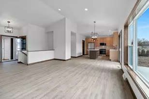 4631 Ridge Ct, Manitowoc, WI 54220 - Photo 4