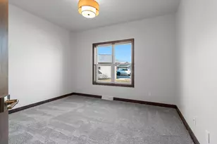 4631 Ridge Ct, Manitowoc, WI 54220 - Photo 28
