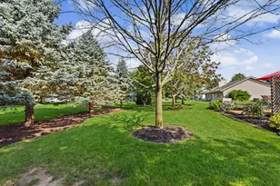 1508 MacKenzie Ln, Oconomowoc, WI 53066 - Photo 38