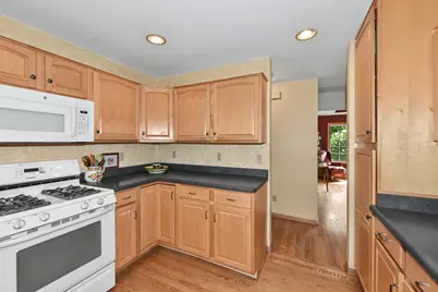 1508  Mackenzie Ln, Oconomowoc, WI 53066 - Photo 12