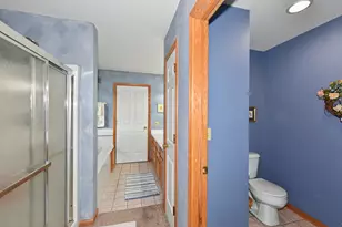 1508 MacKenzie Ln, Oconomowoc, WI 53066 - Photo 24