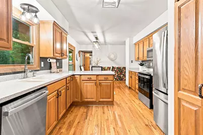 6390 W Wabash Ave, Brown Deer, WI 53223 - Photo 6