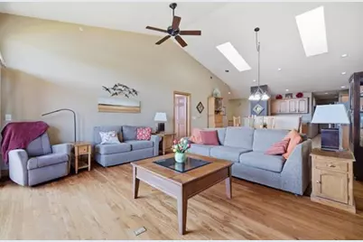 2121  45th St #G, Two Rivers, WI 54241 - Photo 10