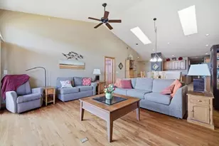 2121 45th St, Two Rivers, WI 54241 - Photo 10