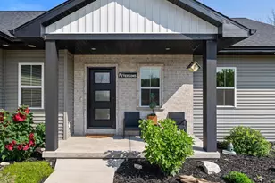 334 Lake Breeze Wy, Two Rivers, WI 54241 - Photo 2