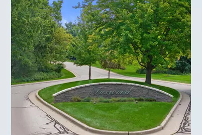 N29W30764  Foxwood Dr, Delafield, WI 53072 - Photo 60