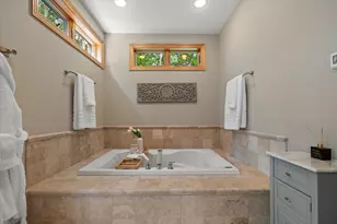N29W30764 Foxwood Dr, Delafield, WI 53072 - Photo 16