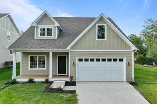 W3820 Lakeview Dr, Geneva, WI 53147 - Photo 2