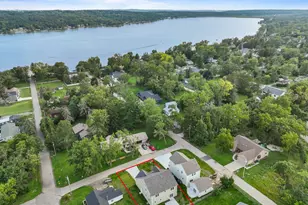 W3820 Lakeview Dr, Geneva, WI 53147 - Photo 4