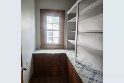 2236 S 35th St, Milwaukee, WI 53215 - Photo 14