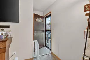 2738 S 72nd St, West Allis, WI 53219 - Photo 6