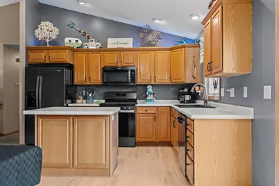 603  Pioneer Dr, Holmen, WI 54636 - Photo 12
