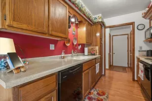 226 Corby Dr, North Prairie, WI 53153 - Photo 8