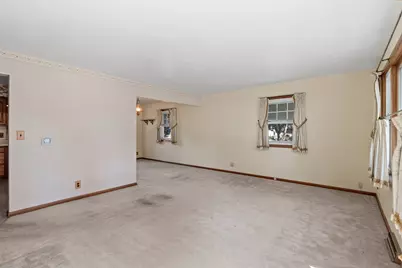 2508  Division St, Manitowoc, WI 54220 - Photo 6