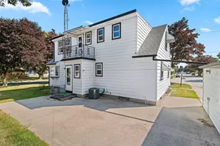 2508 Division St, Manitowoc, WI 54220 - Photo 48
