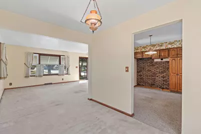 2508  Division St, Manitowoc, WI 54220 - Photo 10