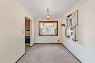 2508 Division St, Manitowoc, WI 54220 - Photo 8