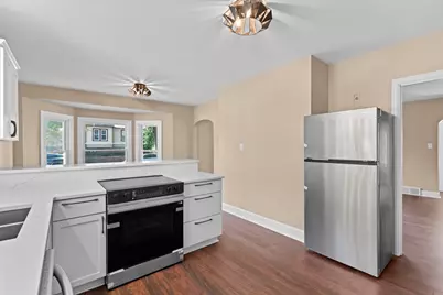 3972 S 5th Pl, Milwaukee, WI 53207 - Photo 12