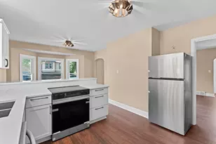 3972 S 5th Pl, Milwaukee, WI 53207 - Photo 12