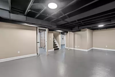 3972 S 5th Pl, Milwaukee, WI 53207 - Photo 28
