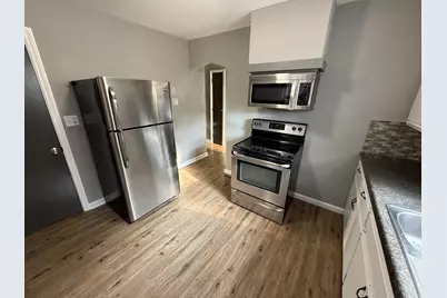 3642 S 91st St, Milwaukee, WI 53228 - Photo 8