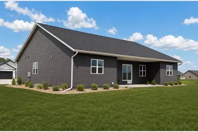 1360  Annapolis Dr, Holmen, WI 54636 - Photo 2