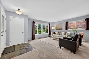 2250 N 103rd St, Wauwatosa, WI 53226 - Photo 6